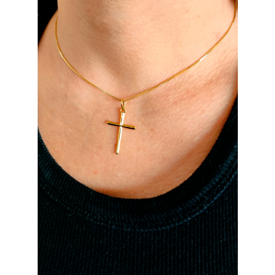 COLAR DOURADO CRUCIFIXO - SEMIJOIA