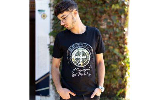 CAMISETA UNISSEX PRETA - SÃO BENTO - GG